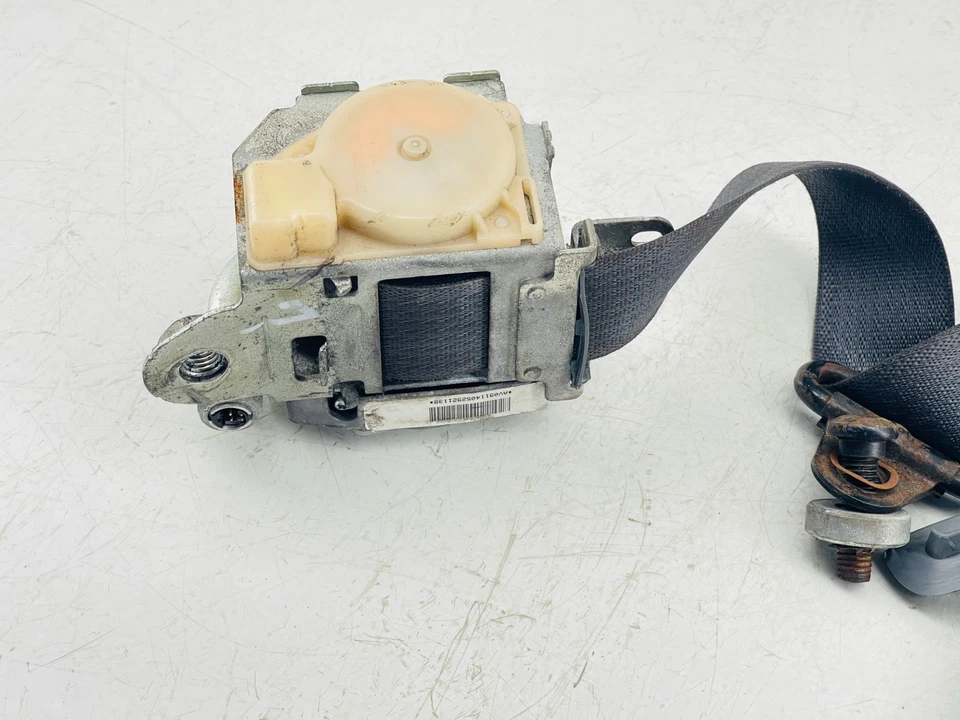 Pontiac Solstice 2006-2009 retractor de cinturón de seguridad delantero izquierdo del lado del conductor OEM Foto 3 de 4