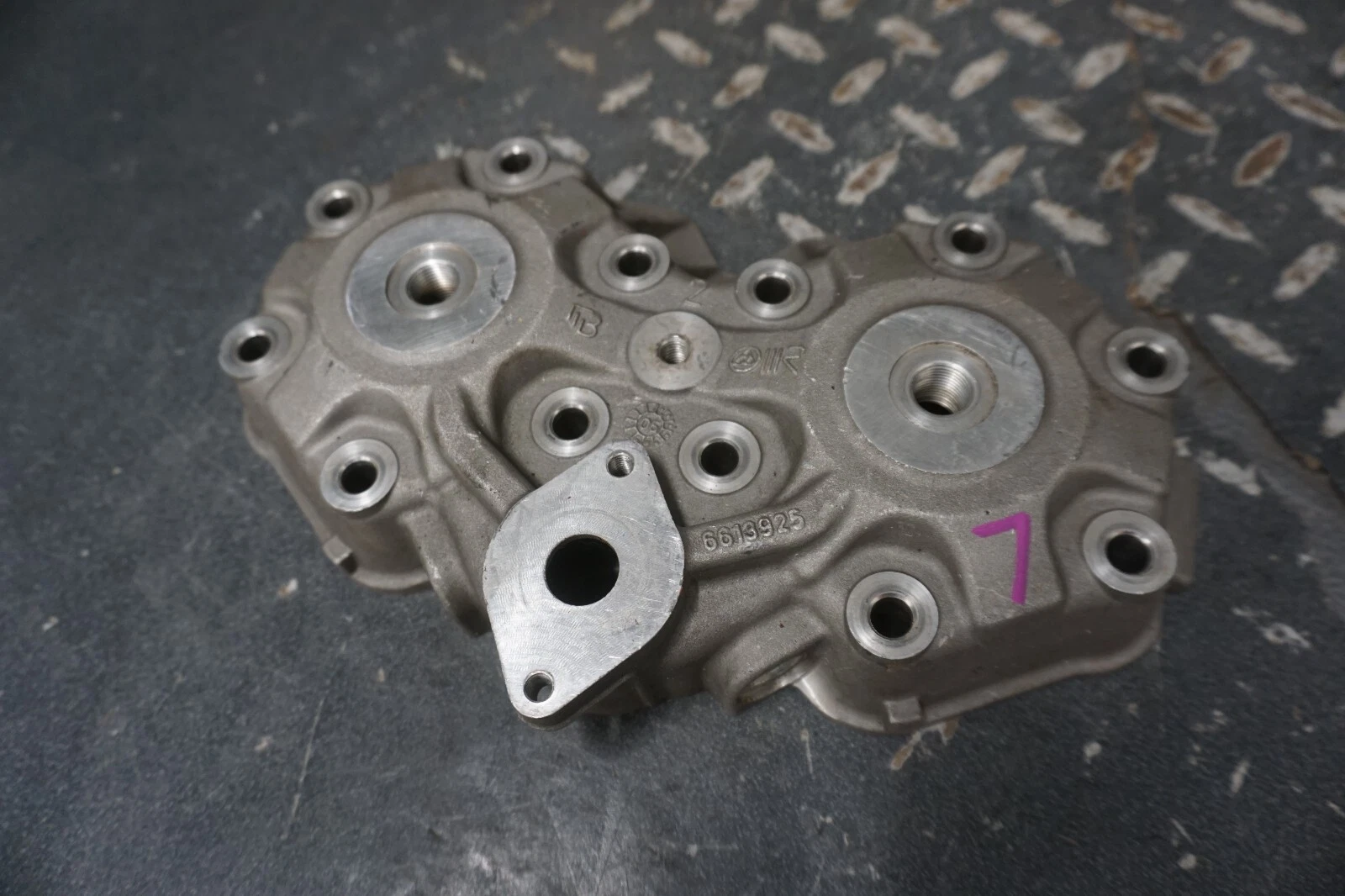 2007-2016 Ski-Doo MXZ Summit Renegade OEM Engine Motor Cylinder Head Ass'y