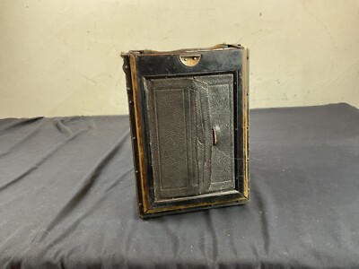 Appareil photo KODAK 1900 à soufflet et sacoche en cuir