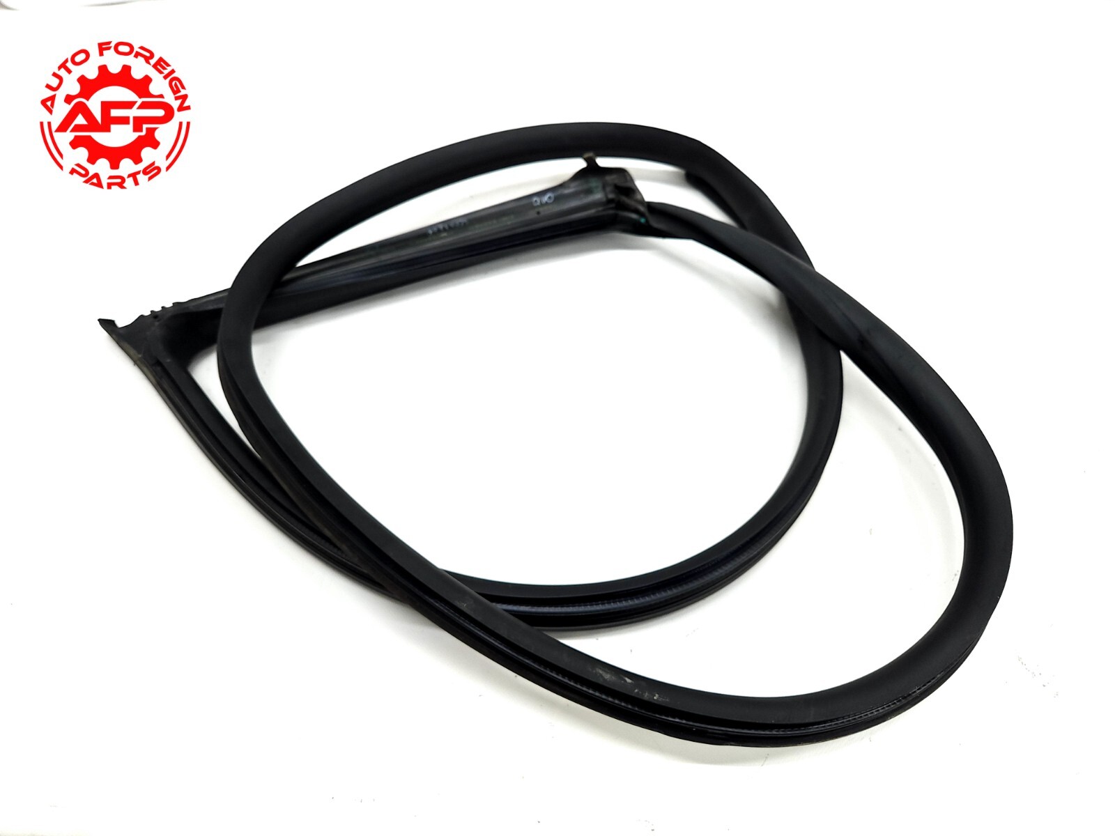 ⭐ 14-20 Maserati Ghibli Quatt Front Left Door Body Weatherstrip Gasket Seal Oem
