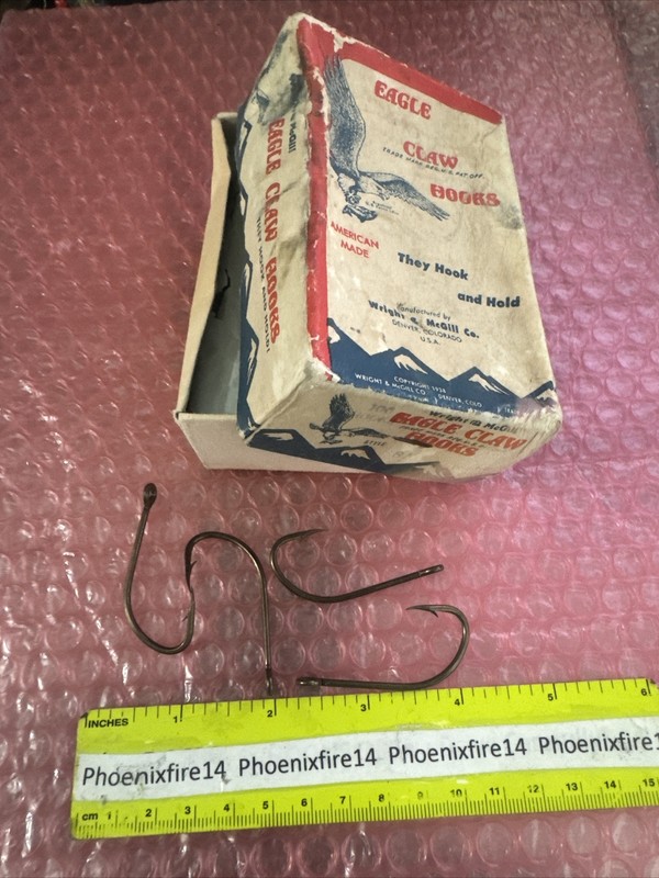 1 Vintage Eagle Claw 68 Hooks Box Style 87