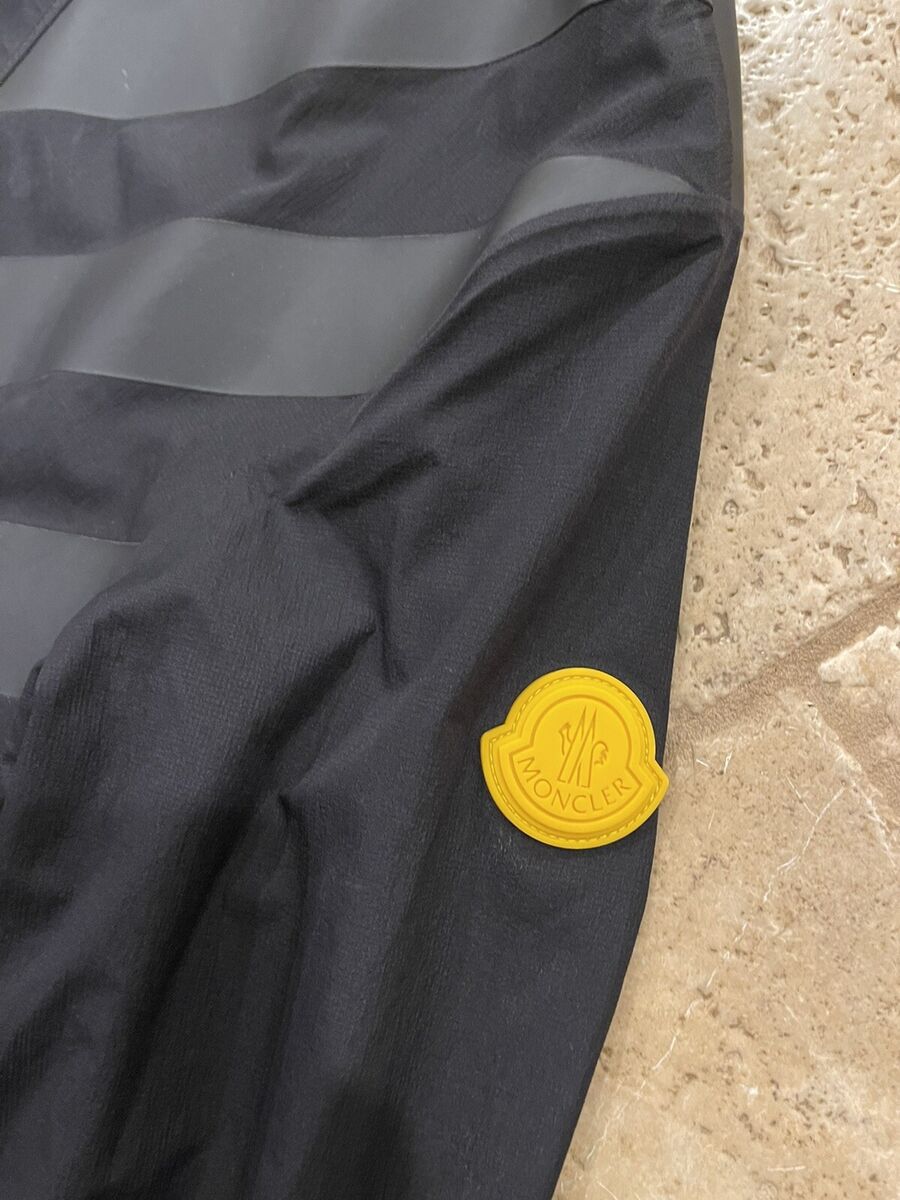 Moncler x Off White Donville Smock Black Windbreaker Jacket Moncler x Off White Donville Smock Black Windbreaker Jacket