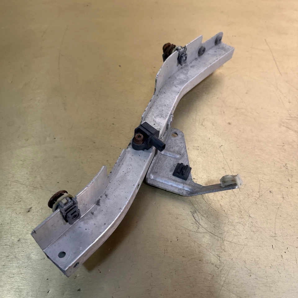 Barra de parachoques lateral izquierdo BMW X6 2015 y soporte de montaje de faros 729449108 OEM Foto 4 de 4