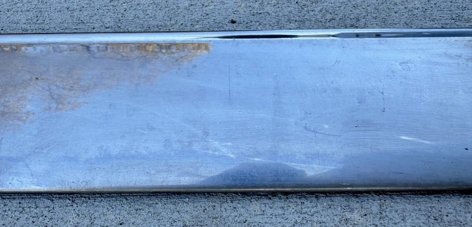 Chrysler New Yorker 1984-1988 sedán de 4 puertas RF puerta basculante moldura moldura inferior OEM Foto 3 de 4