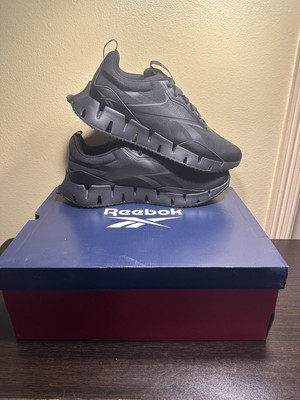 10M Reebok Zig Dynamica STR Black UNISEX Shoes New With Box