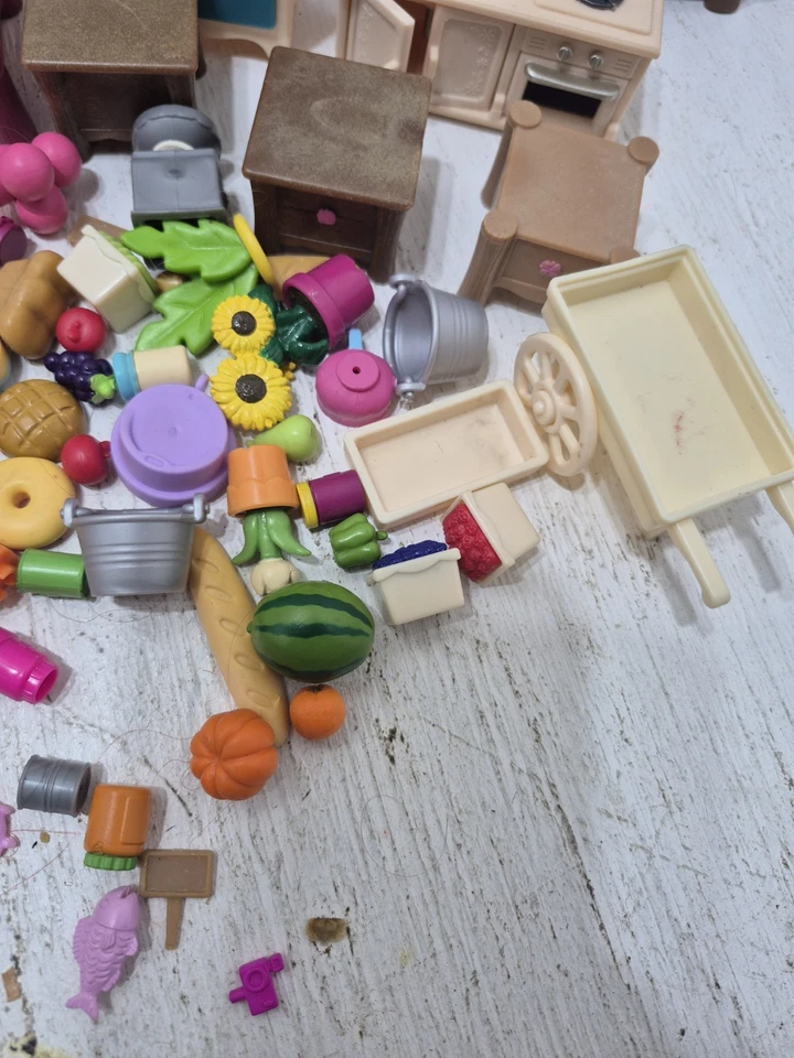 Lote de Muebles y Accesorios Alimentos Lil Woodzeez Calico Critters Piezas Juguetes Foto 4 de 4