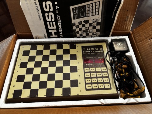 1970s Fidelity Electronics CHESS CHALLENGER 7 w/ Manual & Cable TESTED & WORKS