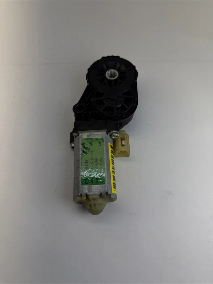 Motor asiento conductor Mazda CX-5 2018 OEM 0390203815 Foto 4 de 4