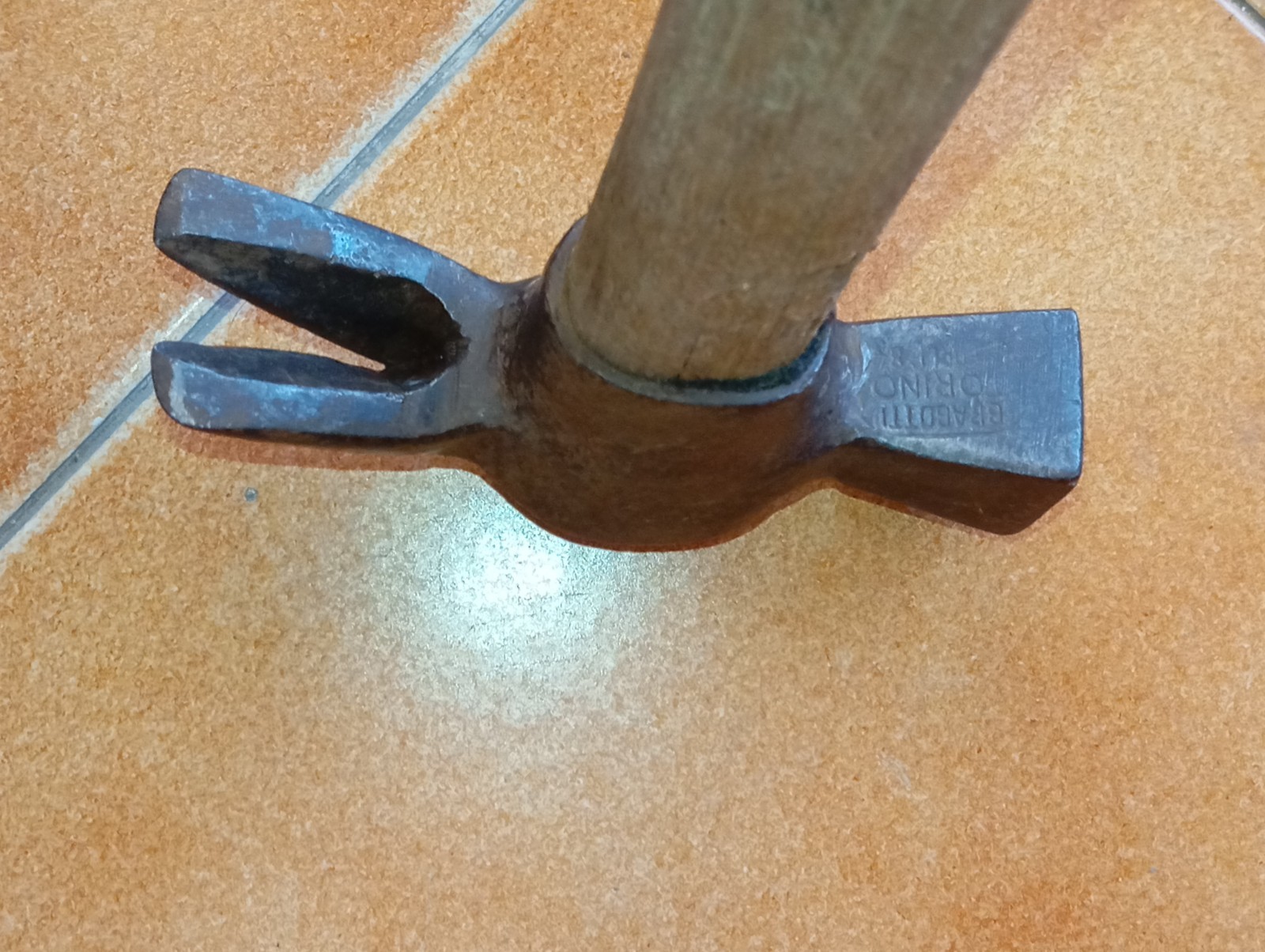 Foto 4 di 23