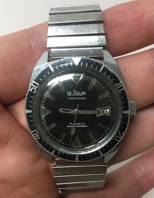 le jour vintage diver