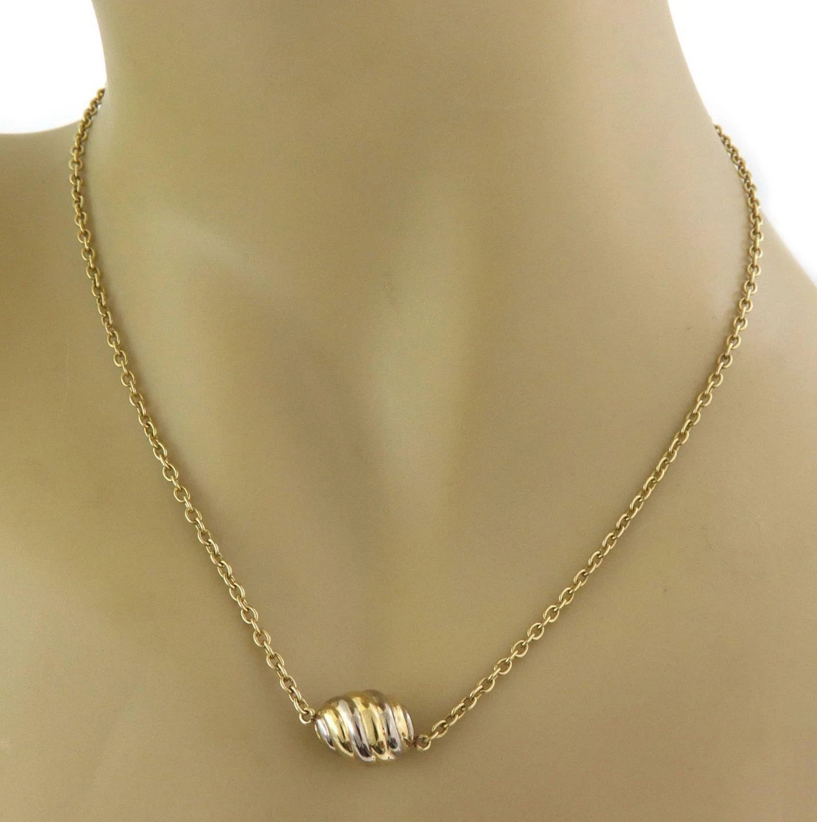 Cartier pendant hotsell designs