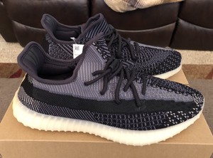Deadstock adidas Yeezy Boost 350 V2 Carbon Size 10 DS | eBay