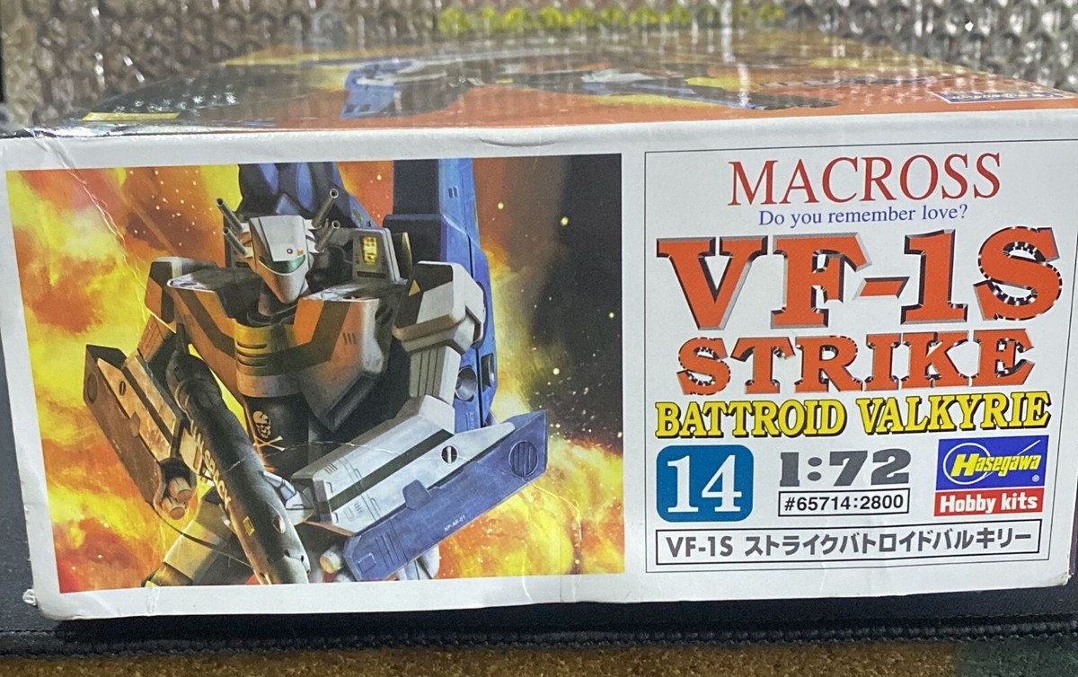 Macross - VF-1S Valkyrie Strike Battroid 1/72 Hasegawa - O Espaço