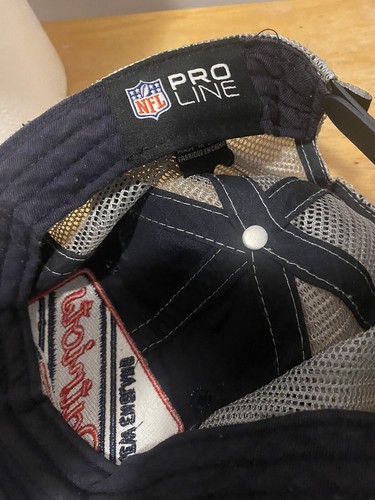NFL Pro Line New England Patriots Trucker Hat - Adjustable SnapBack Mesh Hat - Picture 4 of 5