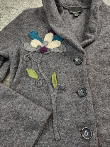 Cynthia Rowley Button Front Belted 100% Wool Sweater Women Med Gray Flower - Picture 4 of 9