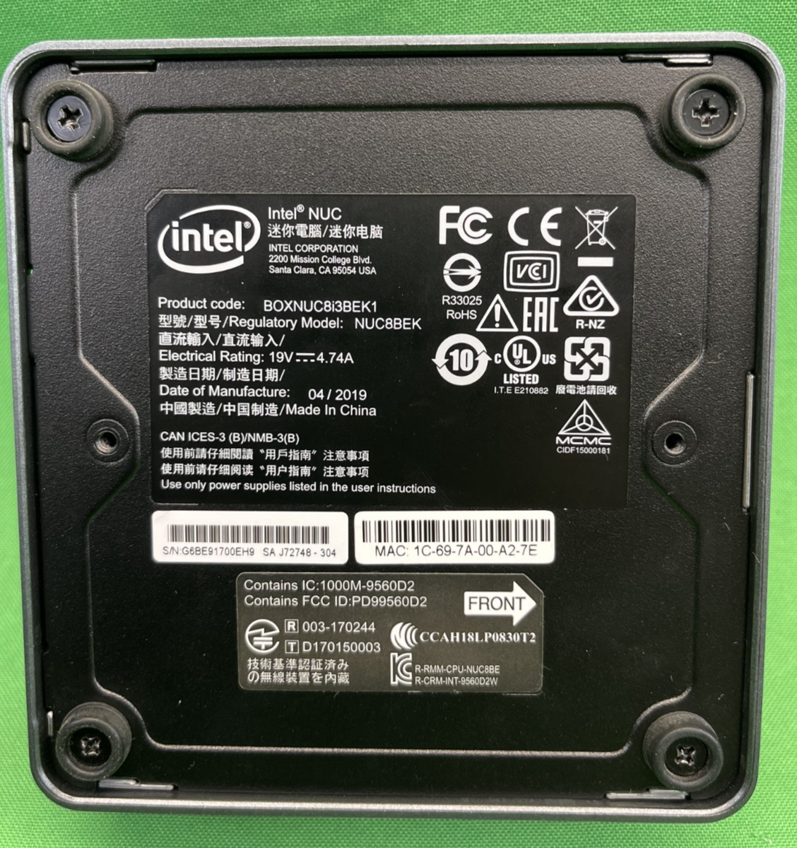Intel NUC NUC8BEK i3-8109u @3.00GHz/8GB/256GB SSD /Win 11 Pro