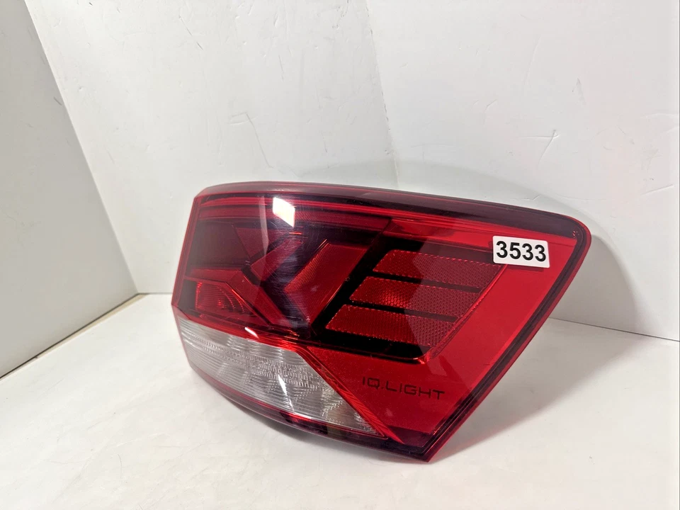 Оригинальный задний фонарь для правостороннего пассажира Volkswagen Taos 2022-2023 No детали 2GJ.945.096A - Изображение 2 из 4