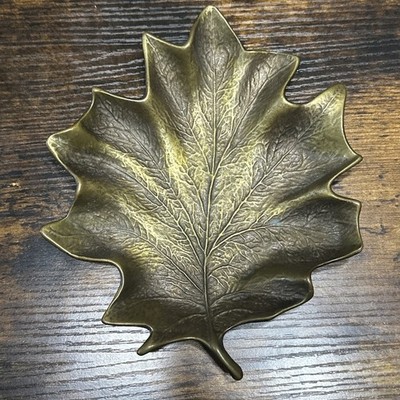 Vintage Solid Brass Dish Maple Leaf Oak Bowl Trinket Dish Keys Change 9 x8 
