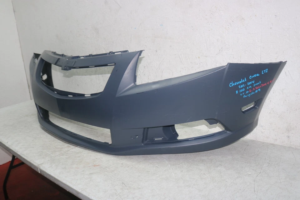 2011 2014 CHEVROLET CRUZE LTZ FRONT BUMPER COVER Foto 3 de 4