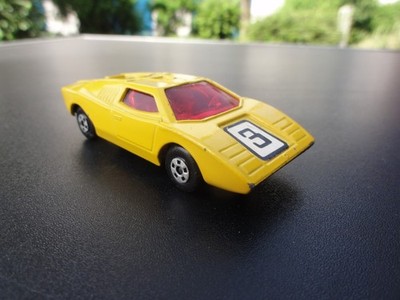 Matchbox Superfast LAMBORGHINI COUNTACH gelb  Nr 27 Nr 3