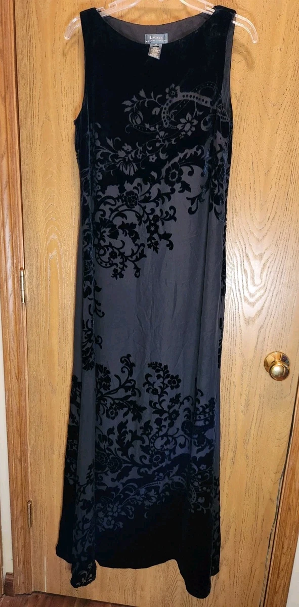 chinese dress ladies Betsy & Adam Women's Metallic Floral Pleated Long Sleeve Gown - Blue main image 0