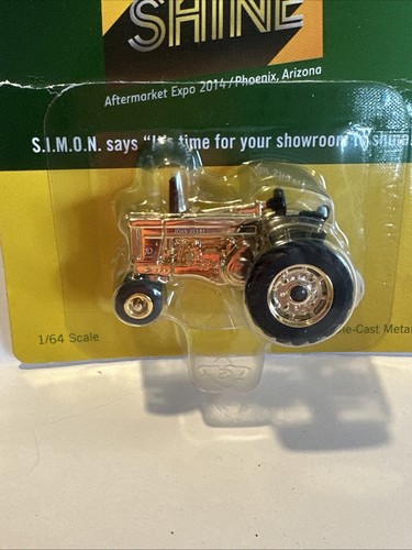John Deere Phoenix 14 Expo ERTL 1/64 DieCast Metal Model 70 Gold Edition Tractor - Picture 2 of 6