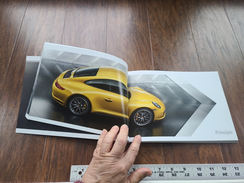 Porsche 911 2015 Verkaufsprospekt 991.2 Carrera Der neue 911 Ever Ahead Original - Bild 7 von 9