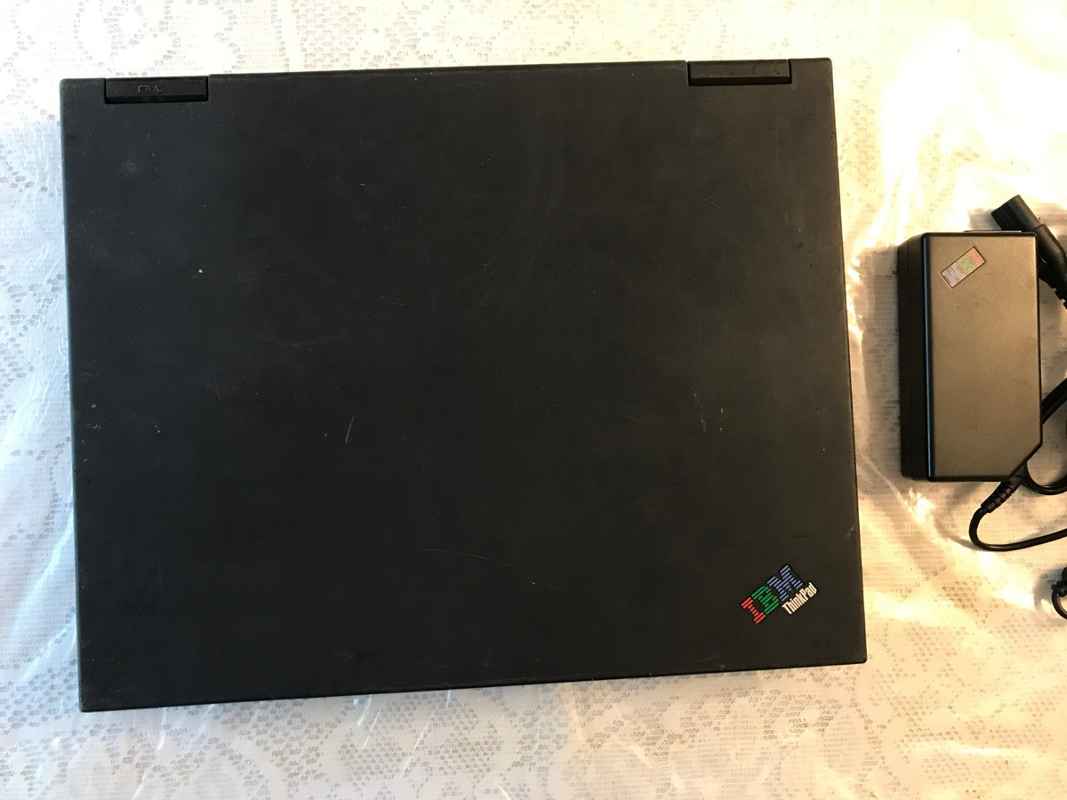 Vintage IBM Thinkpad 600e Windows 98 SE Laptop PII 64mb RAM 4.76GB