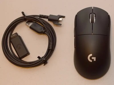 Logitech GPRO X SUPERLIGHT Wireless Gaming Maus Schwarz Kabellos Hero 25k Sensor