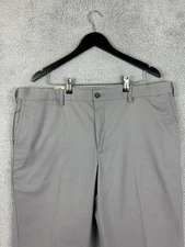 Dockers Pants Mens 42x30 Gray Comfort Khaki Classic Fit Flat Front Non-Iron New