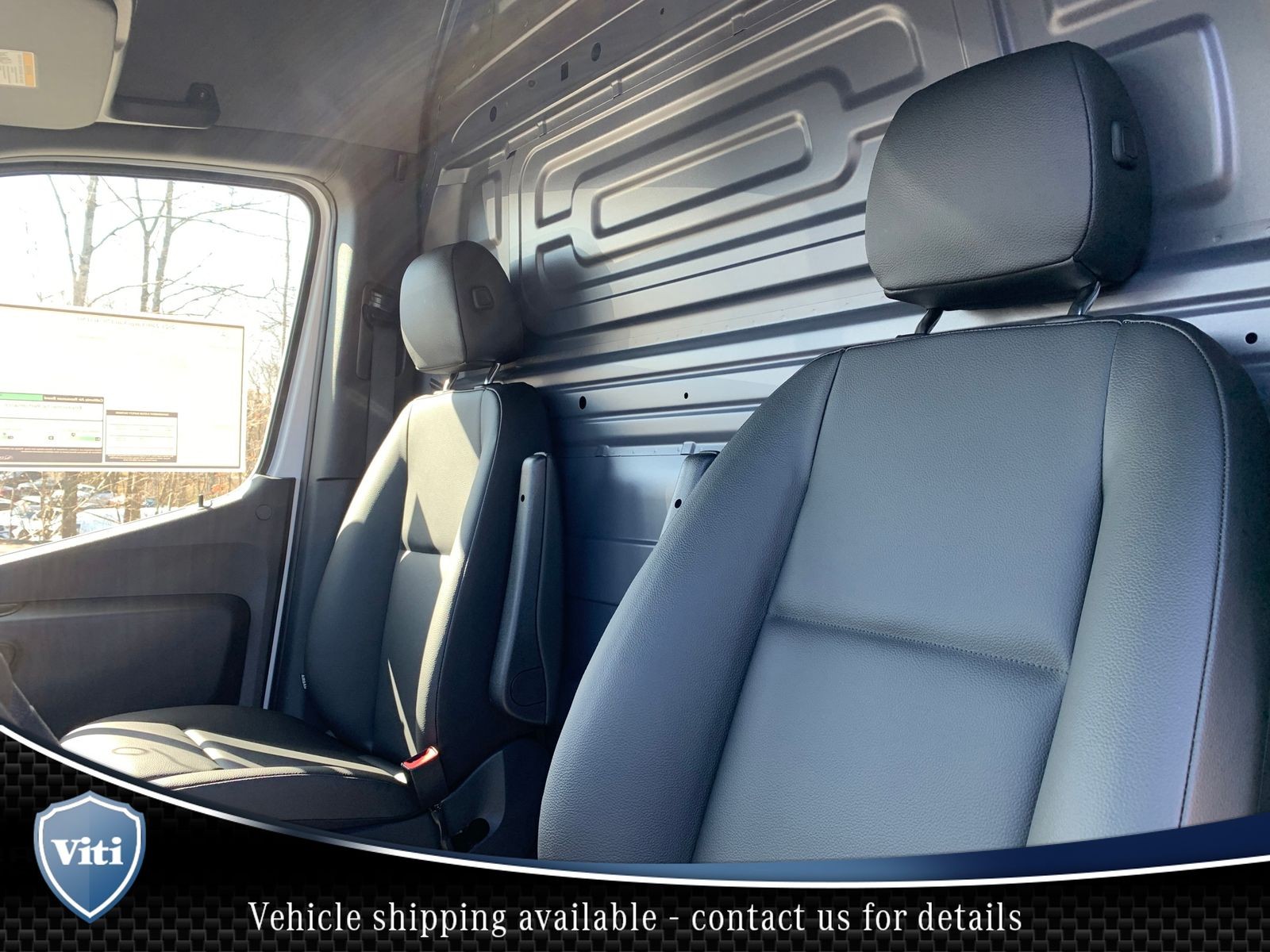 2025 Mercedes-Benz Sprinter 2500 Cargo 170 WB thumbnail 15