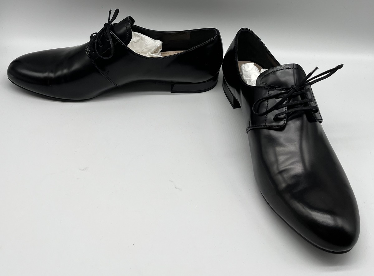 Prada Women's Black Patent Leather Lace-Up Oxford Shoe sz Prada Women's Black Patent Leather Lace-Up Oxford Shoe sz