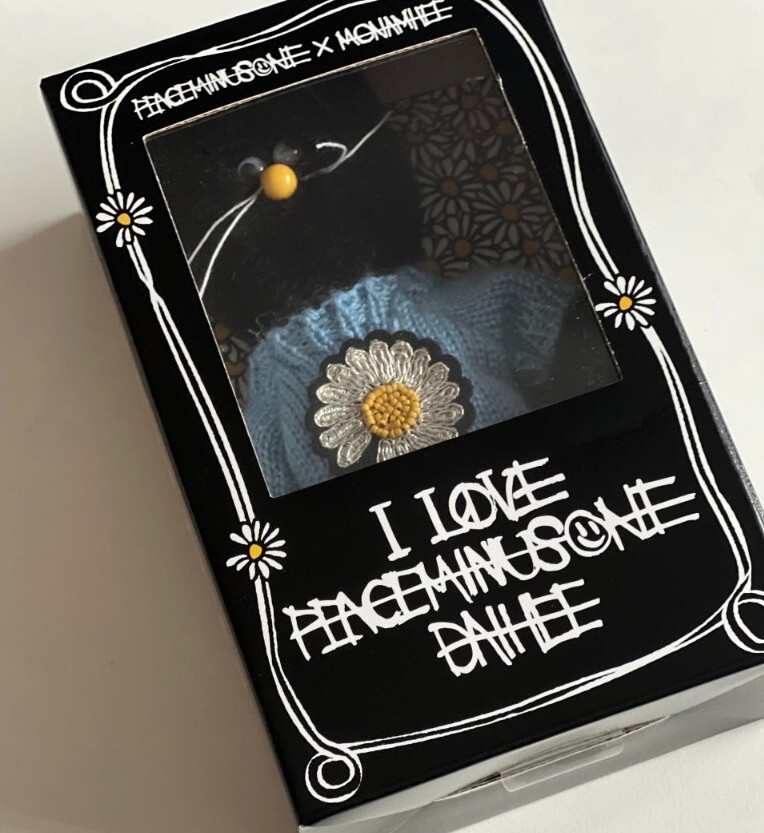 Monamhee x Peaceminusone Daihee Plush Keyring GD Black Korea (100