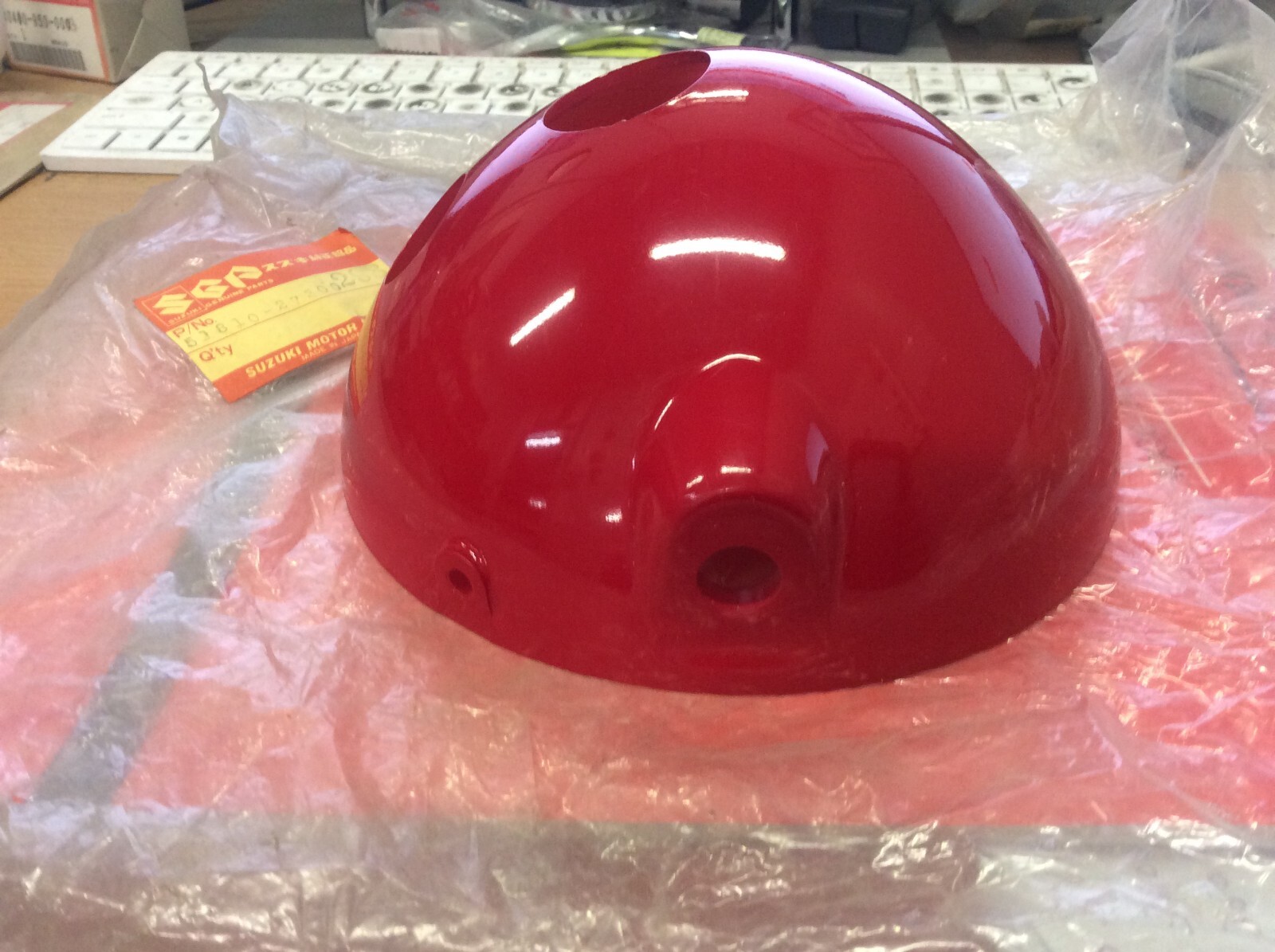 genuine-suzuki-parts-headlight-shell-dark-red-rv90-1973-1976-51810