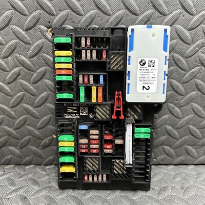 OEM 2018-2023 BMW M5 F90 G30 Power Distribution Fuse Box Panel Control 6837091
