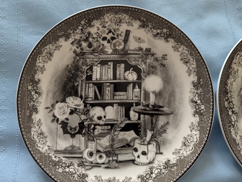 Set of 4 Eaton Fine Dining Apothecary Halloween Salad Dessert Side Plates New - Picture 4 of 8