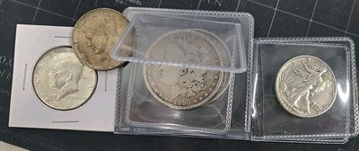 #ad Mixed Constitutional Silver Lot Containg 3.92 Troy Oz Of Silver $402.00