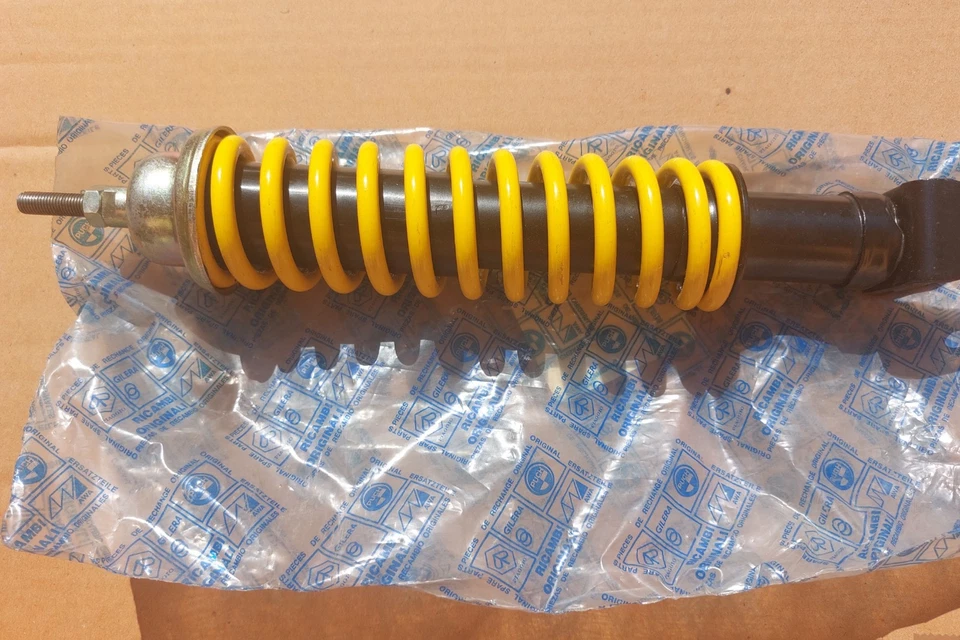 Ammortizzatore Post. Piaggio Zip SP Cod 561800 Originale Piaggo Telaio ZAPC11 - Immagine 2 di 4