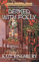 Decked With Folly Kate Kingsbury Taschenbuch Einband - Flex.(Paperback) Englisch