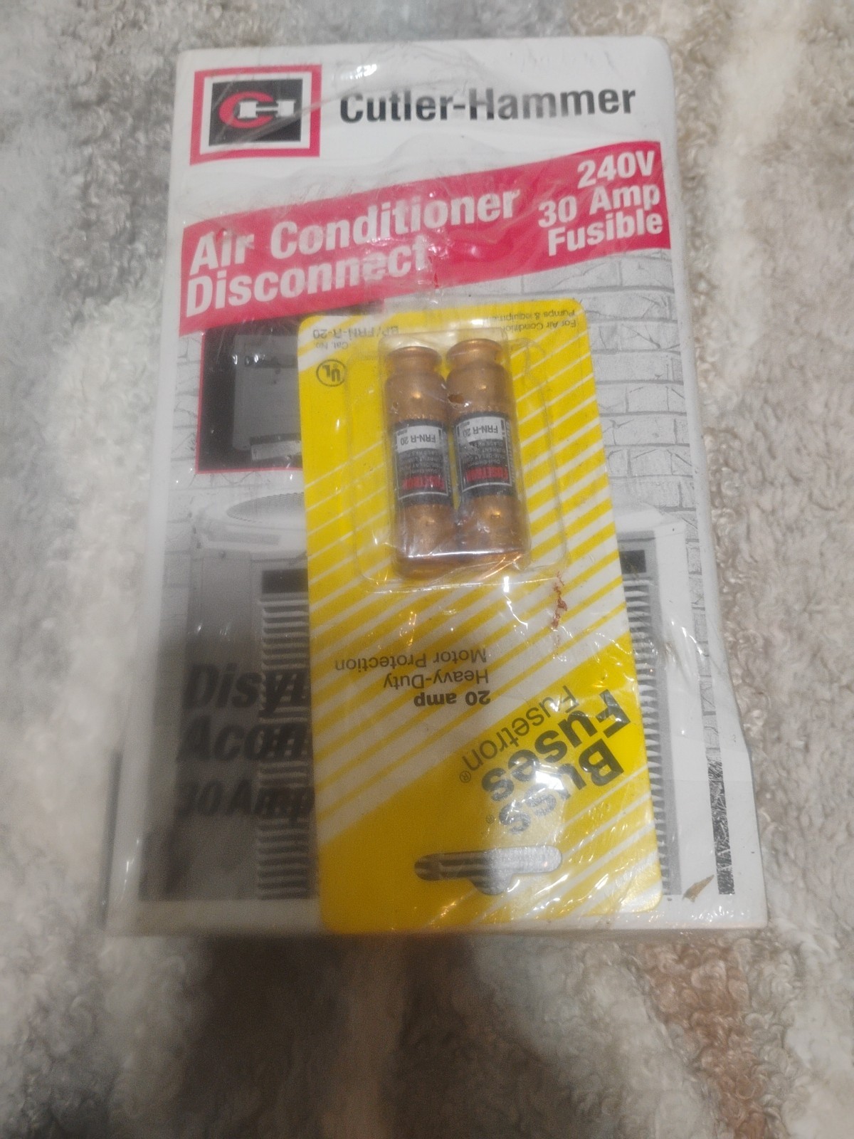New Cutler Hammer 30 Amp Fusible Pullout A/C Disconnect DPF221RP (b)