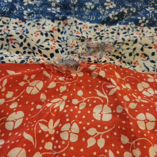 Vintage Baar & Beards 25" Square Silk Scarf Red White Blue Floral Retro FLAW - Picture 4 of 4