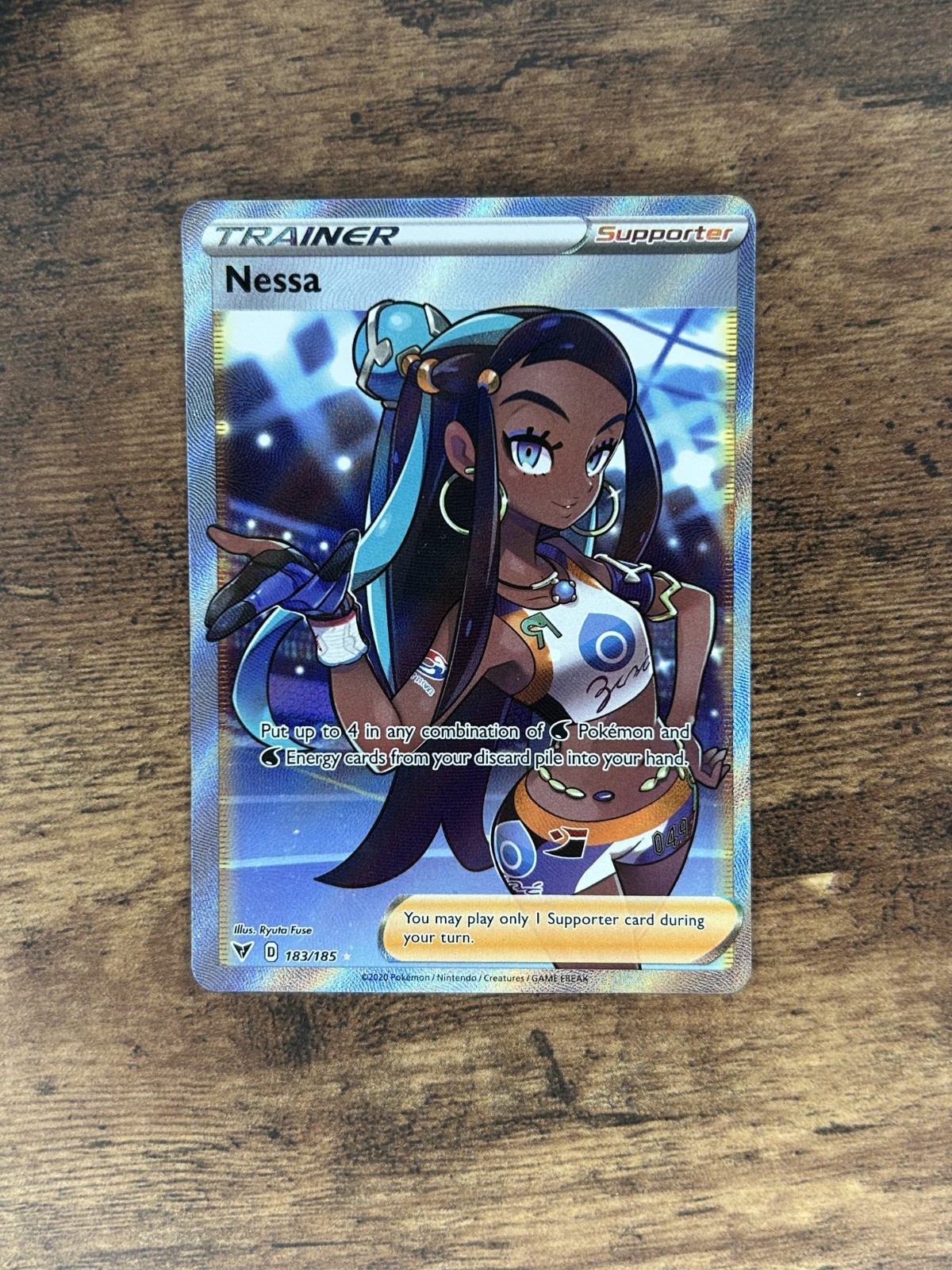 Nessa (Full Art) 183/185 Swsh04: Vivid Voltage Holo Traniner Pokemon TCG - LP