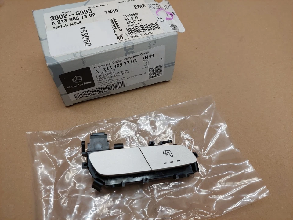 Mercedes W213 Front Left Seat Heated Switch A21390573027N49 2016-2020 Genuine - Image 2 of 4