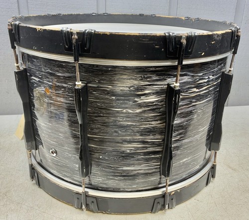 PEARL 24” GRAY MARBLE  MARCHING BASS DRUM
