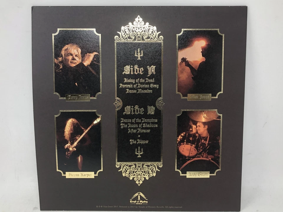 PAGAN ALTAR - The Room of Shadows - 2x 180g Black Vinyl Record w/ LE 10” Bonus Foto 2 de 4