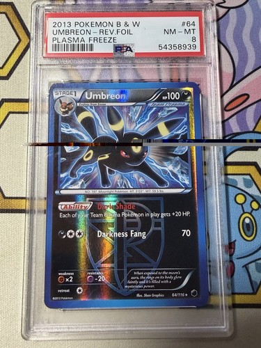 2013 POKEMON BLACK & WHITE PLASMA FREEZE # 64 UMBREON REVERSE FOIL PSA 8