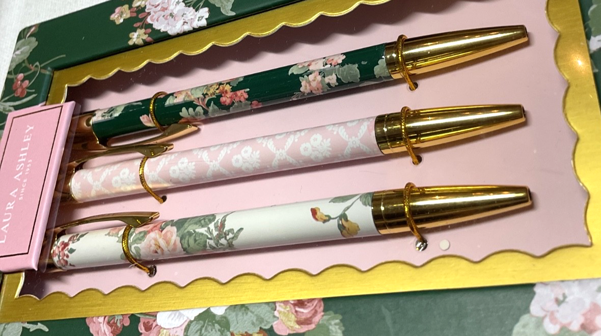 LAURA ASHLEY PENS SET (3) FLORAL PINK GREEN WHITE NIP | eBay