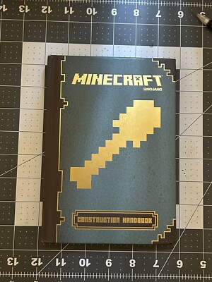 minecraft construction handbook Hardcover 2015