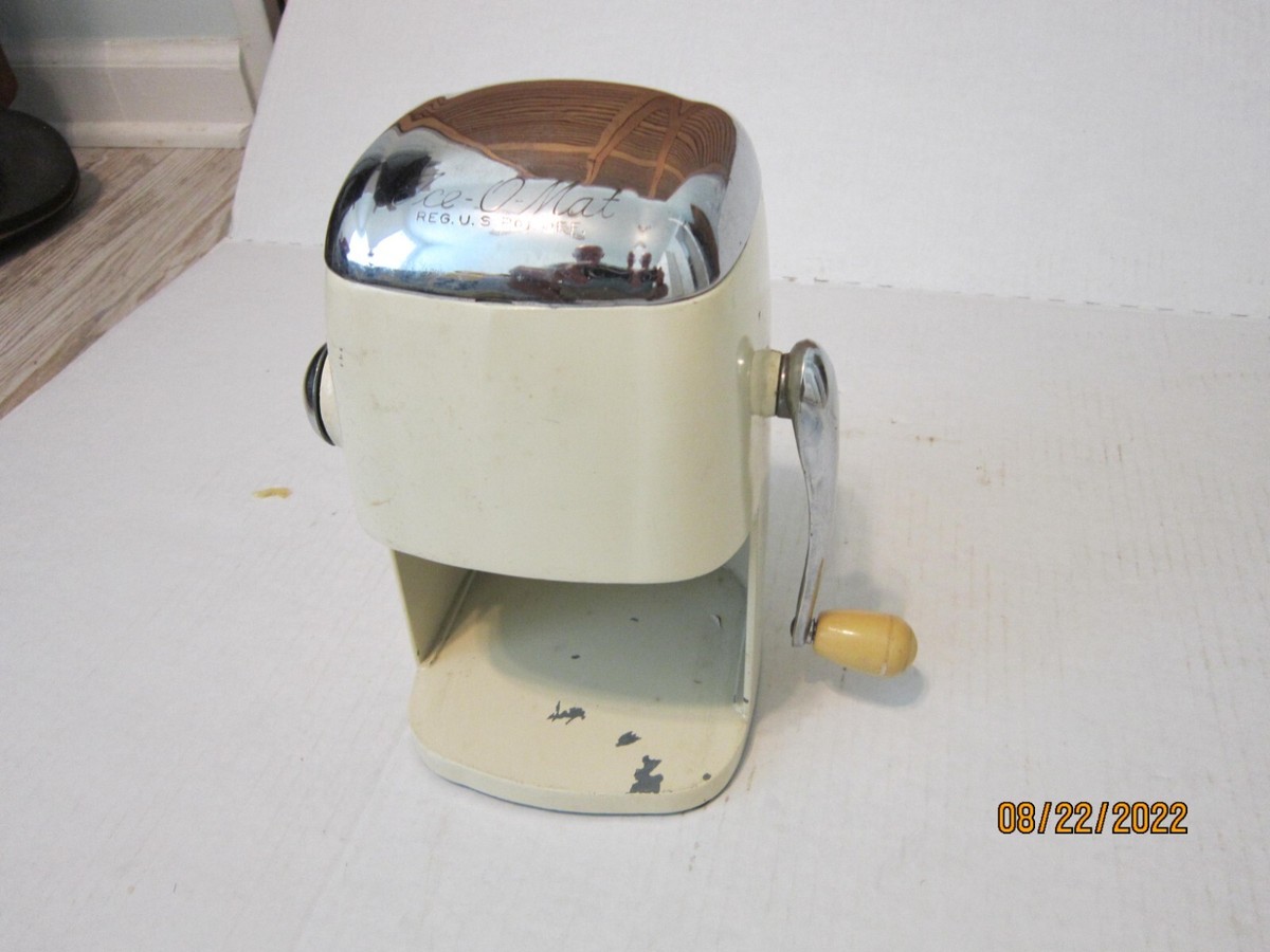 Antique, Vintage Rival Counter top Ice Crusher VOGUE Model Ice-O 