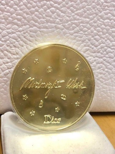 Christian Dior Mirror Round Logo Star Gold 6x0.5cm 47g w/Box - Picture 3 of 8